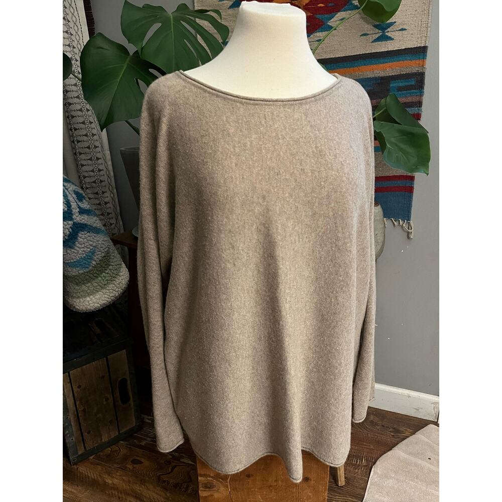 Vince taupe wool and cashmere dolman sleeve sweater medium